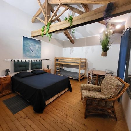 Bed and Breakfast Domaine De La Sarrotte Saugon Екстер'єр фото