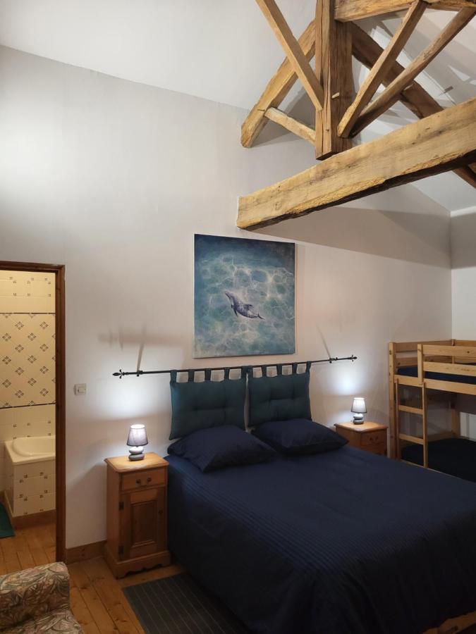 Bed and Breakfast Domaine De La Sarrotte Saugon Екстер'єр фото