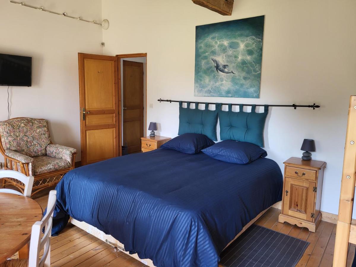 Bed and Breakfast Domaine De La Sarrotte Saugon Екстер'єр фото