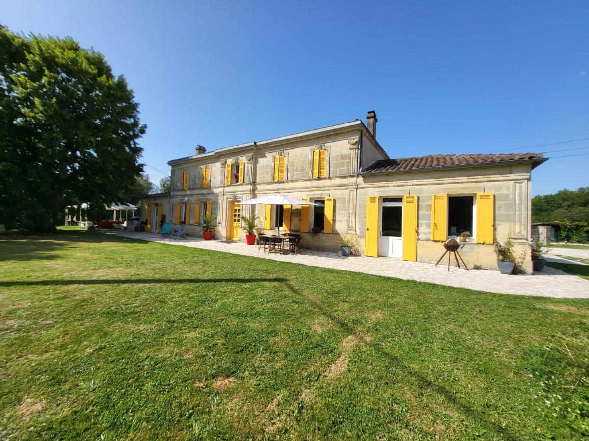 Bed and Breakfast Domaine De La Sarrotte Saugon Екстер'єр фото